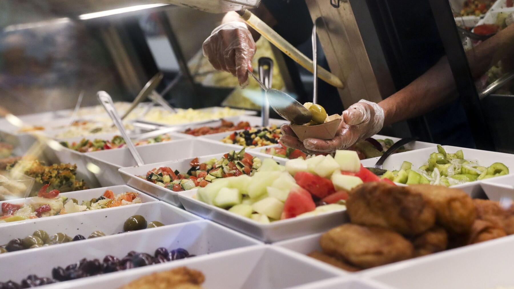 New kosher deli leaves Creve Coeur for Clayton